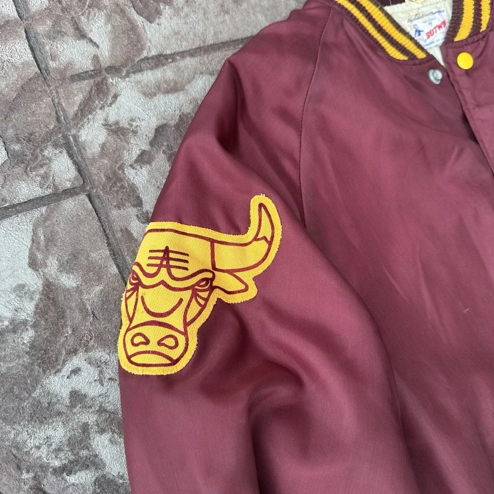 Vintage Butwin Men's‎ Large Varsity Jacket Maroon Football Beechview Bulls